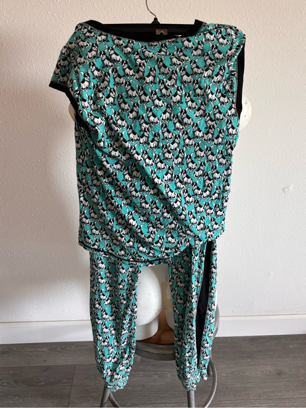 Kenzie French Bulldog Pajama Set - Picture 4 of 7
